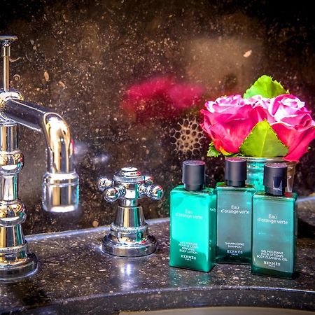 Canalside House - Luxury Guesthouse Brugge Bagian luar foto